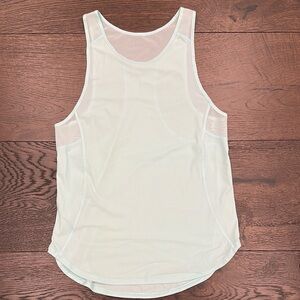 BUNDLE Lululemon tank tops